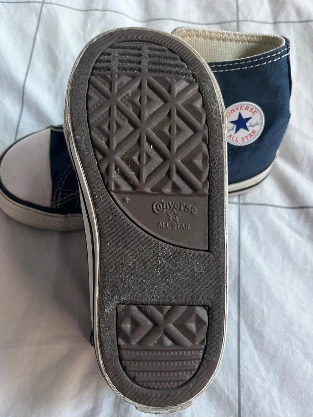 Converse Kids Sz 9 Navy High-Top Sneakers
